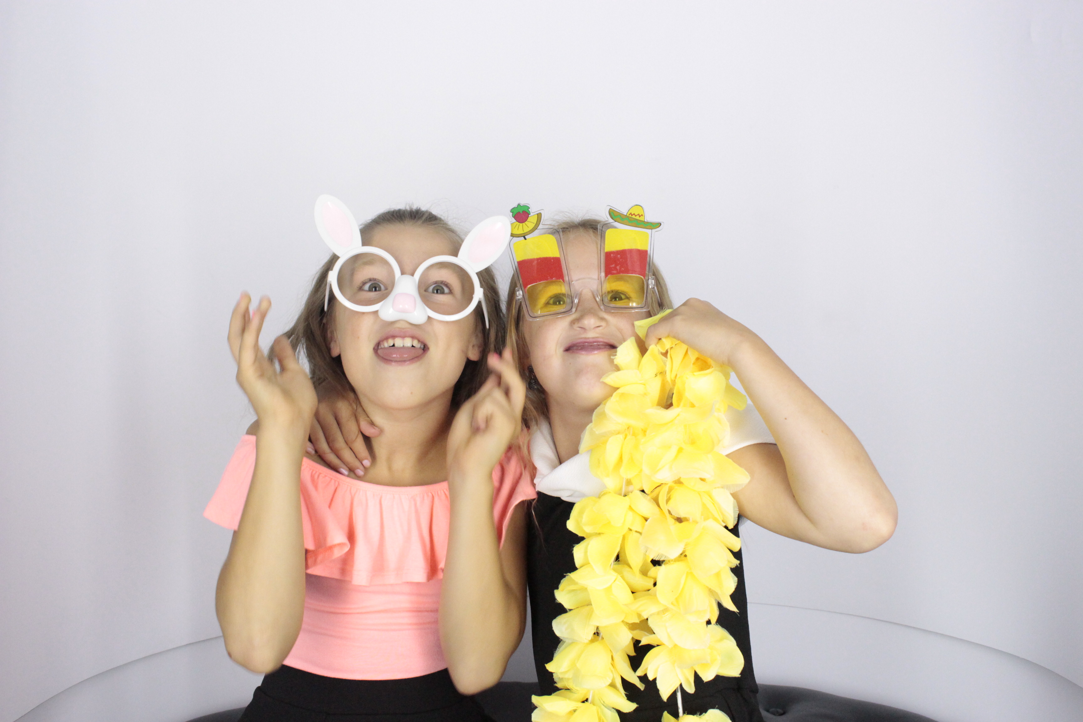  Heather & Daniel's Wedding | View more photos from the event at gallery.myphotoboothexperience.co.uk/u/MyPhotoBoothExperienceLtd/Heather-Daniels-Wedding